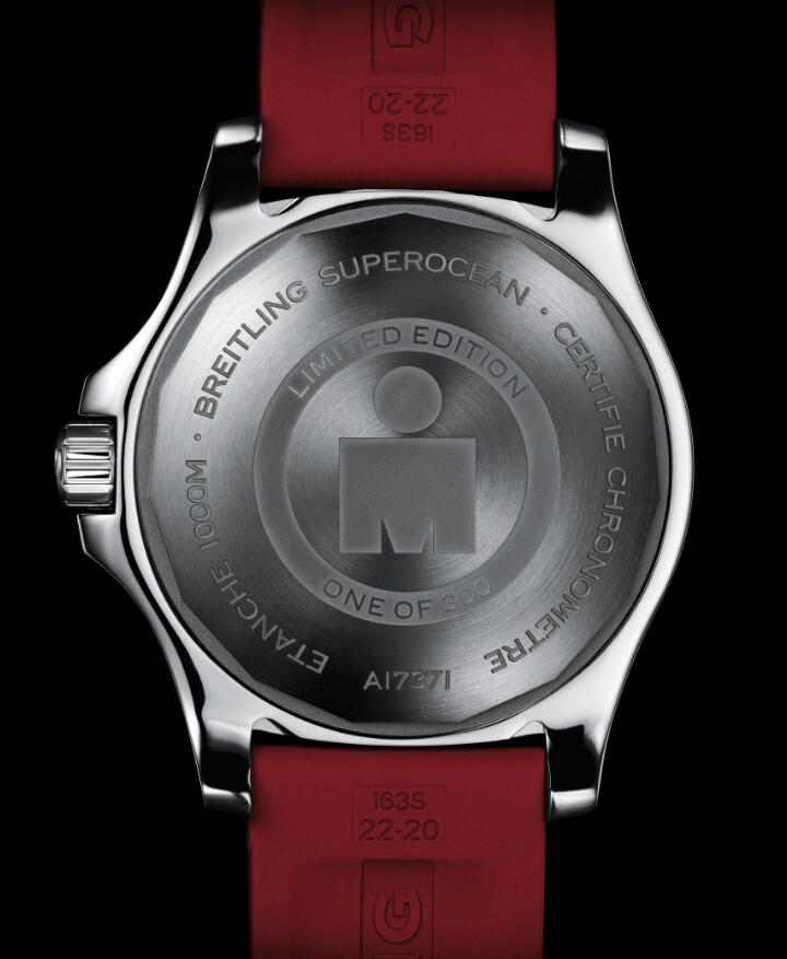 Forever replication watches sales are attractive with red straps.